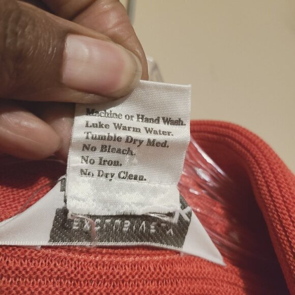 Exclusively Misook | Pink Ribbed Full Zipper Cardigan Sweater (Size Small) - Picture 4 of 14